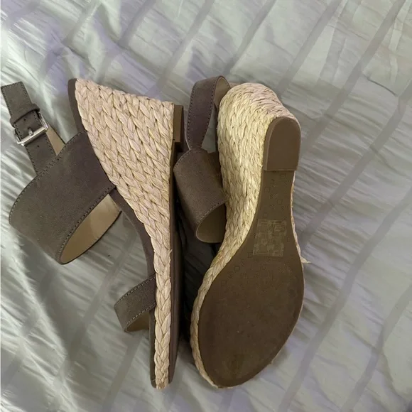 Dolce Vita Praiya Wedge Sandals Taupe Size 9 - Picture 6 of 7